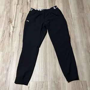 NWOT Under Armour Women’s Joggers Size Medium